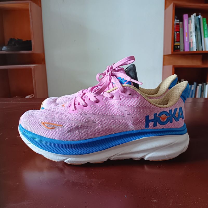 Hoka Clifton 9 Pink Biru Sepatu Running Unisex Second Original