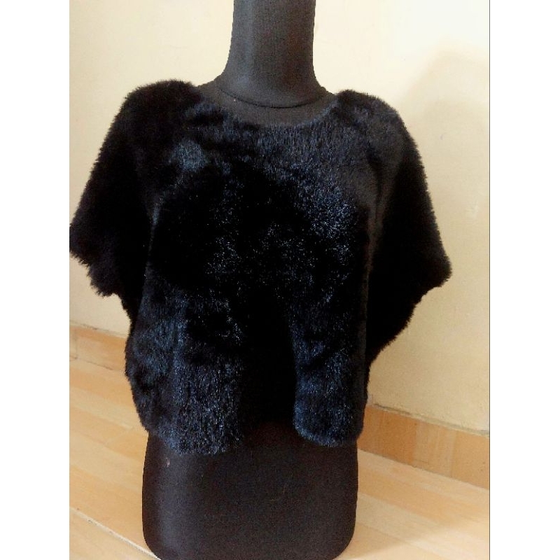 Sweater Fuzzy Premium Zara Warna Hitam Pekat