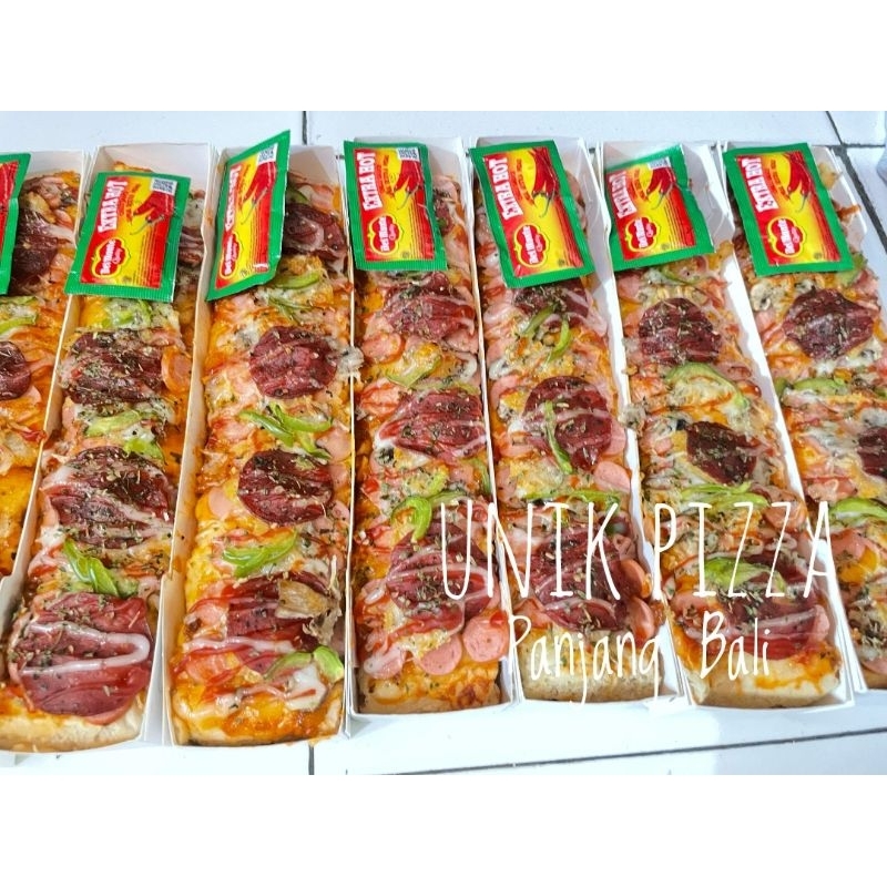 

Pizza Panjang Viral Halal Bali