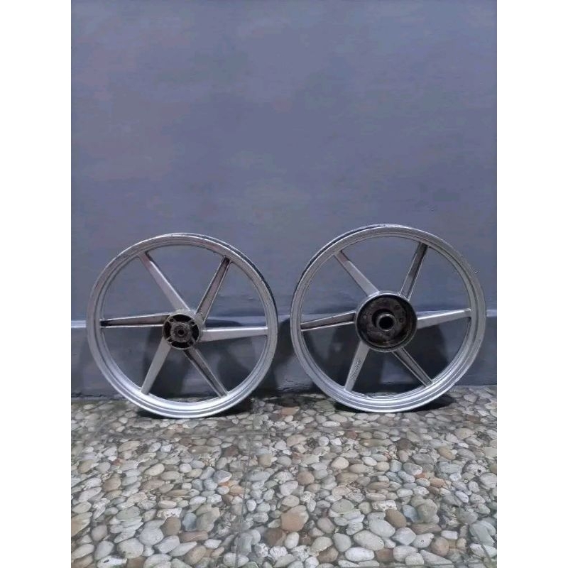 VELG MEGAPRO RING 18 ORI COPOTAN SET DEPAN BELAKANG