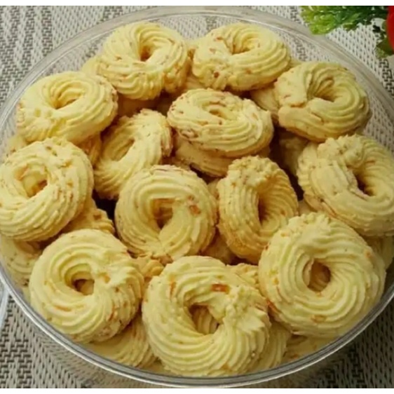 

Kue Sagu Keju Renyah Lumer 250 gram & 500 gram