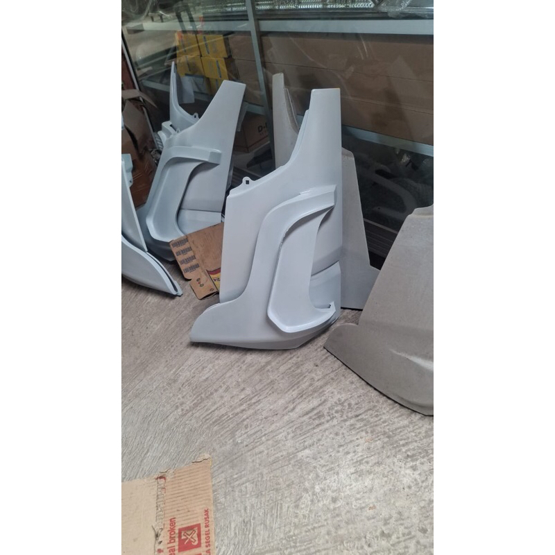 PIPI TRUK CANTER PLAT BESI JB5 TERBARU 1 SET KIRI KANAN