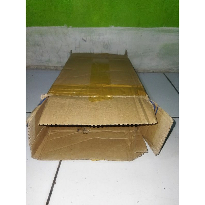 

kardus bekas murah