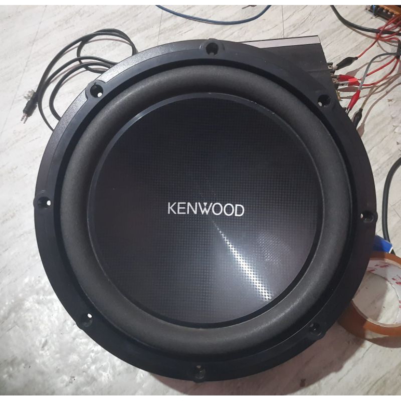 Subwoofer Kenwood 12inch bekas normal