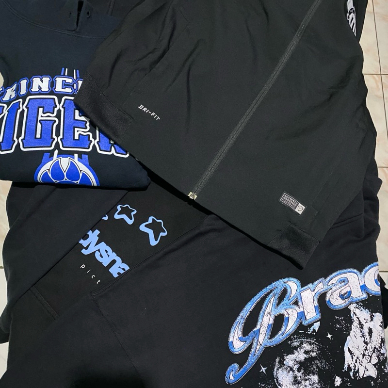 Preloved jacket, hoodie / second