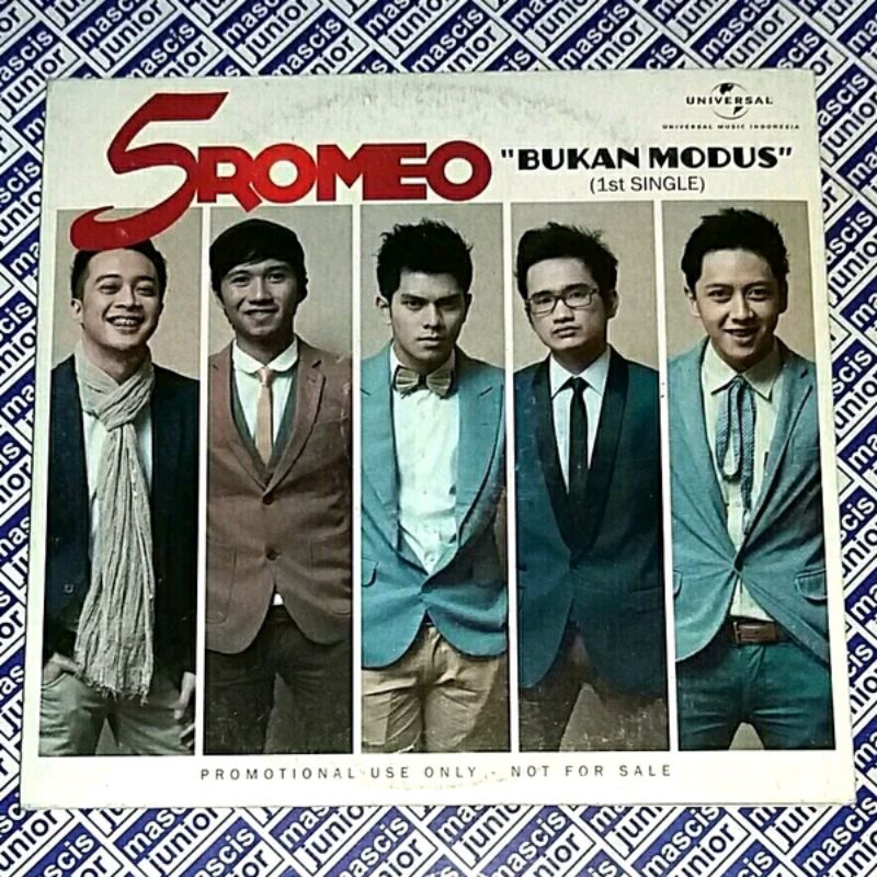 CD 5ROMEO - Bukan Modus . CD Single 5 Romeo PRODUCED BY YOVIE WIDIANTO KAHITNA & JAN DJUHANA