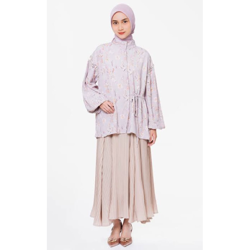 JENNA AND KAIA PRELOVED LIKE NEW