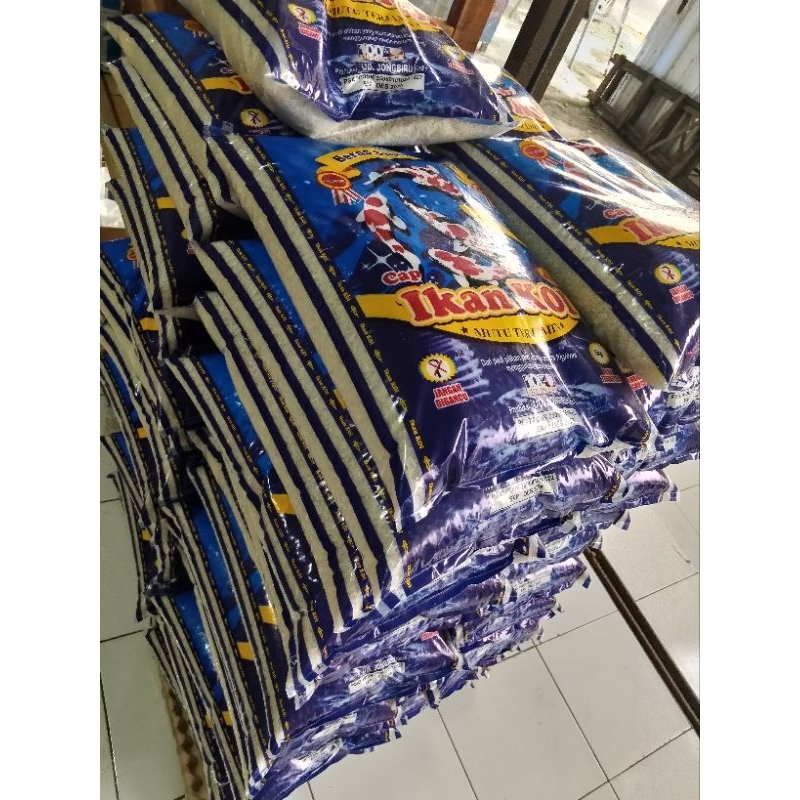 

koi biru beras