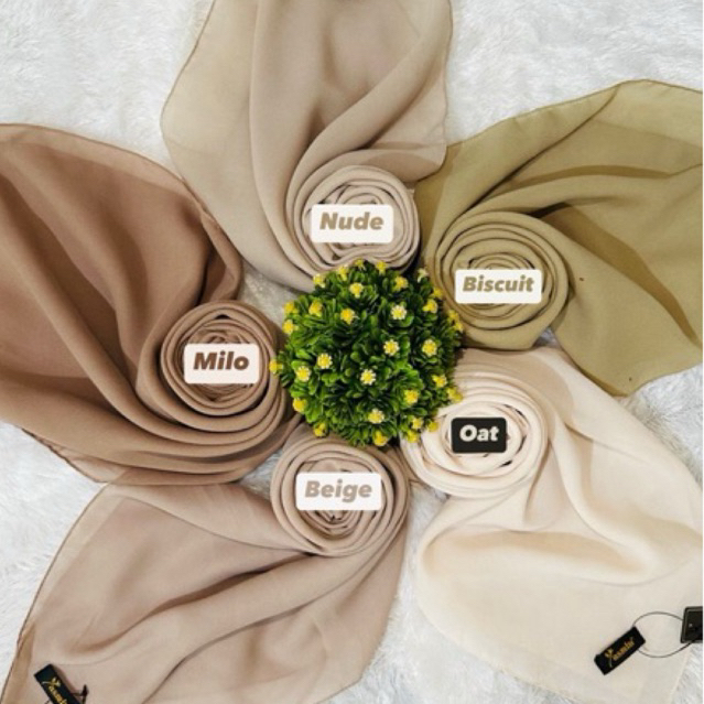YASMIN HIJAB ~ KERUDUNG SEGI EMPAT / POLY COTTON / KERUDUNG LATELA