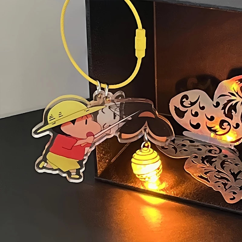Gantungan kunci karakter sinchan couple menyala,gantungan karakter gantungan kunci dengan lampu