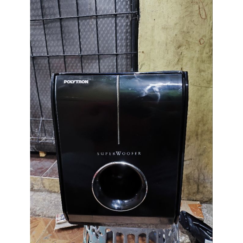 subwoofer aktif polytron SWF1691