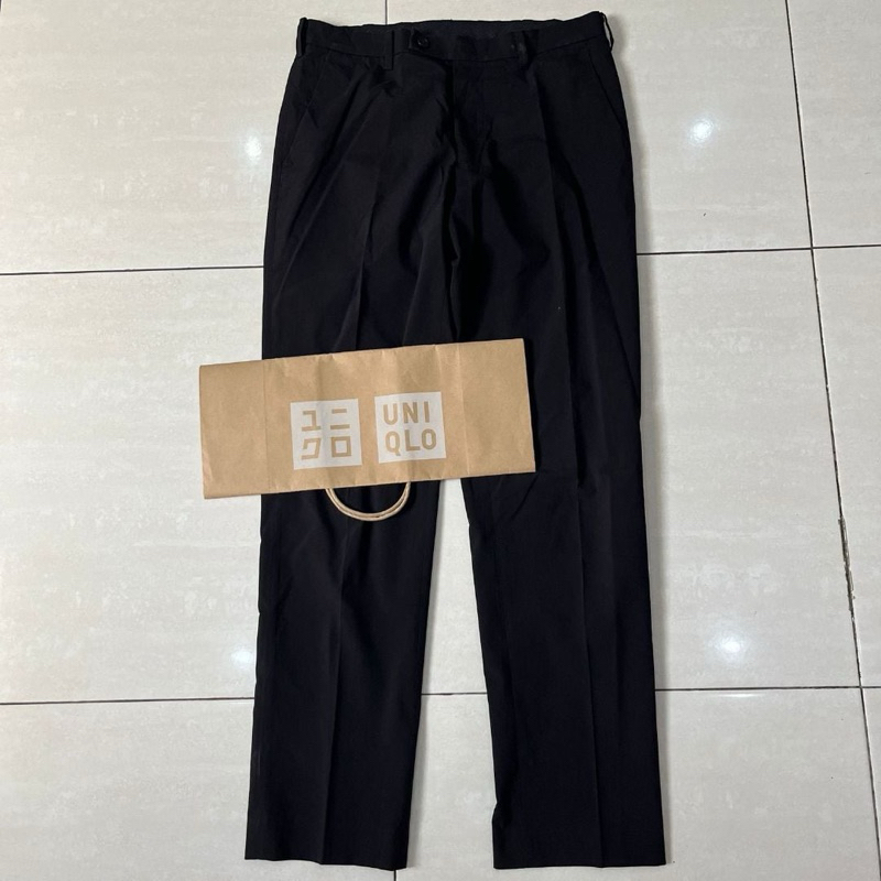 celana formal uniqlo f41 hitam original