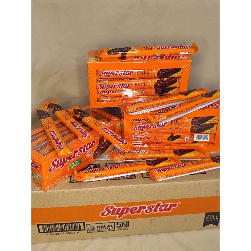 

Superstar Box rasa triple chocolate 1 pack isi 20 pcs wafer coklat