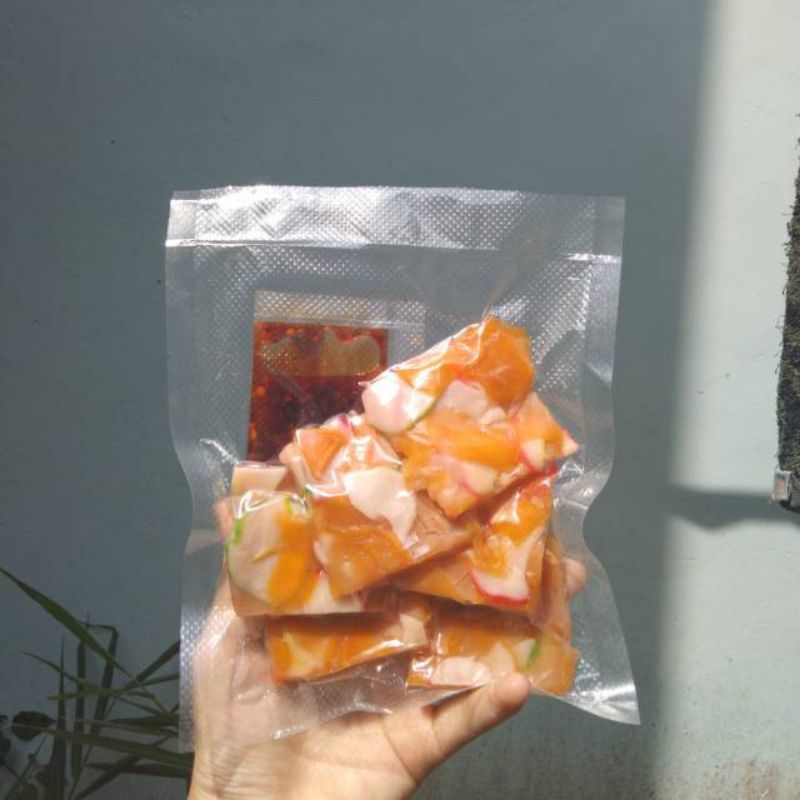 

Cipuk Basah Chili oil isi 10 cipuk Aci kerupuk Cili oil