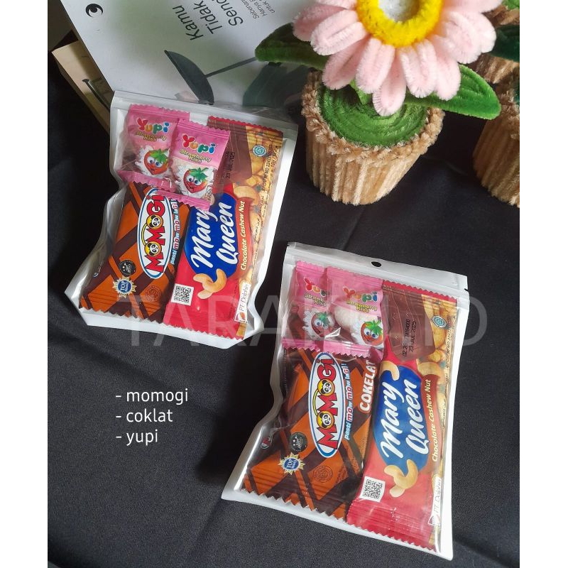 

Mini Gift Snack Hadiah Kado Ulang Tahun Seminar Sempro Sidang Wisuda Anak-Anak Kids Hampers Souvenir