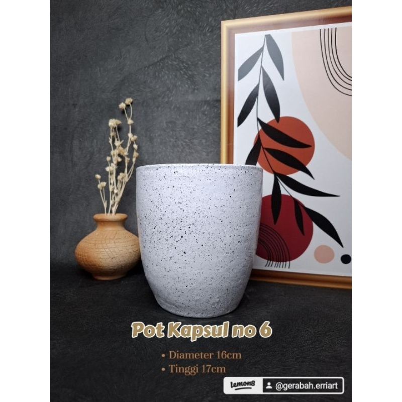 POT GERABAH KAPSUL TINGGI 25 / POT TANAH LIAT