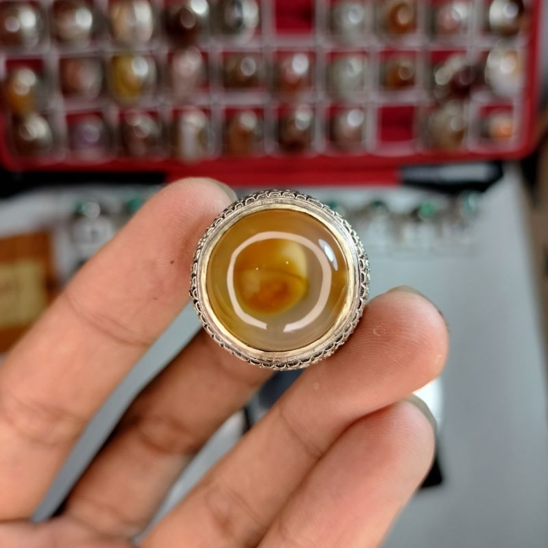 cincin.yakut.natural.antik