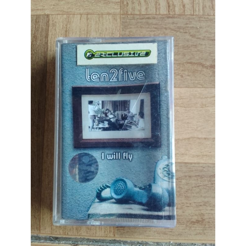 kaset pita TEN2five"i will fly"