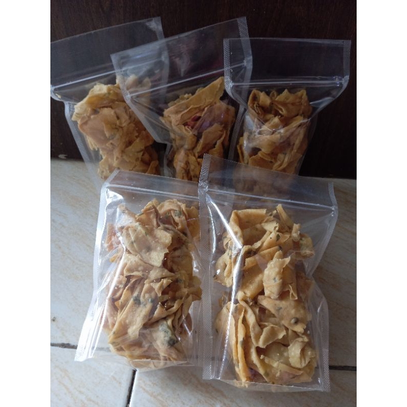 

keripik pangsit bawang MOTHER