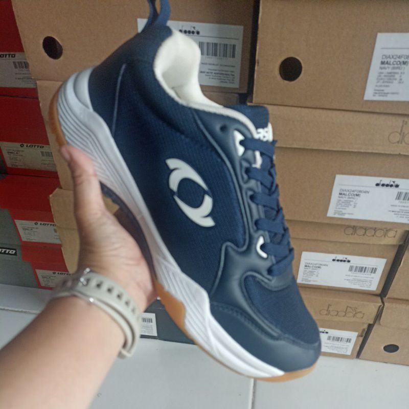 Sepatu Badminton Astec original