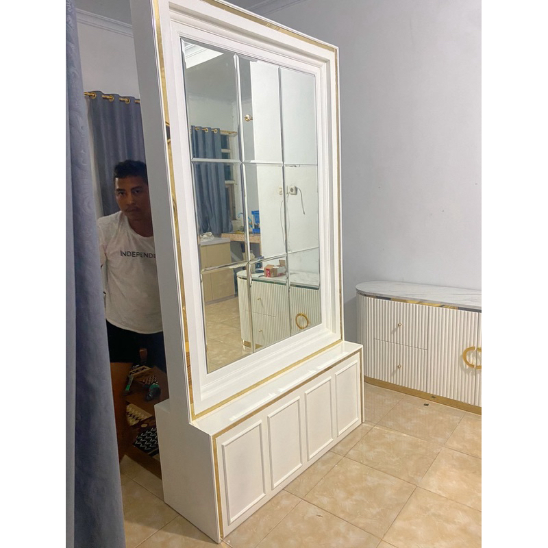partisi riangan kaca bavel dan cutting timbal balik 220x120x40