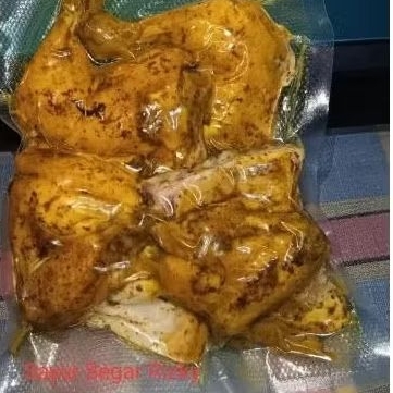 

Ayam Ungkep Potong 1 Ekor