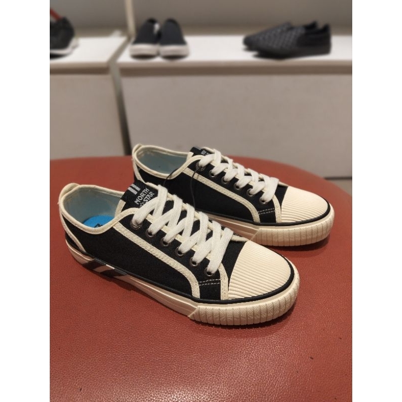 Bata Northstar Sepatu Hitam putih Best Seller