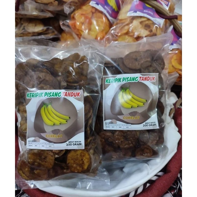 

kripik pisang tanduk/coklat/asin/manis/manis pedas/gula merah/balado