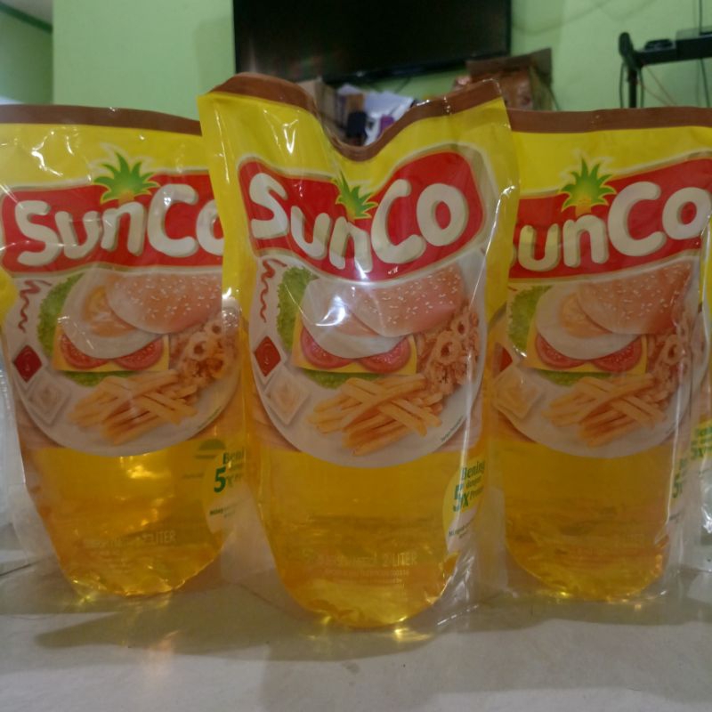 

MINYAK GORENG SUNCO 2L | SUNCO COOKING OIL