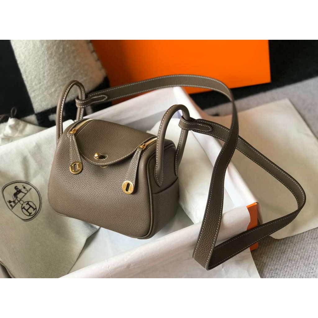 Tas Selempang Wanita 200Hermes Lindyy Mini Size 20 Cm  Warna Khaki Kulit Jeruk Premium