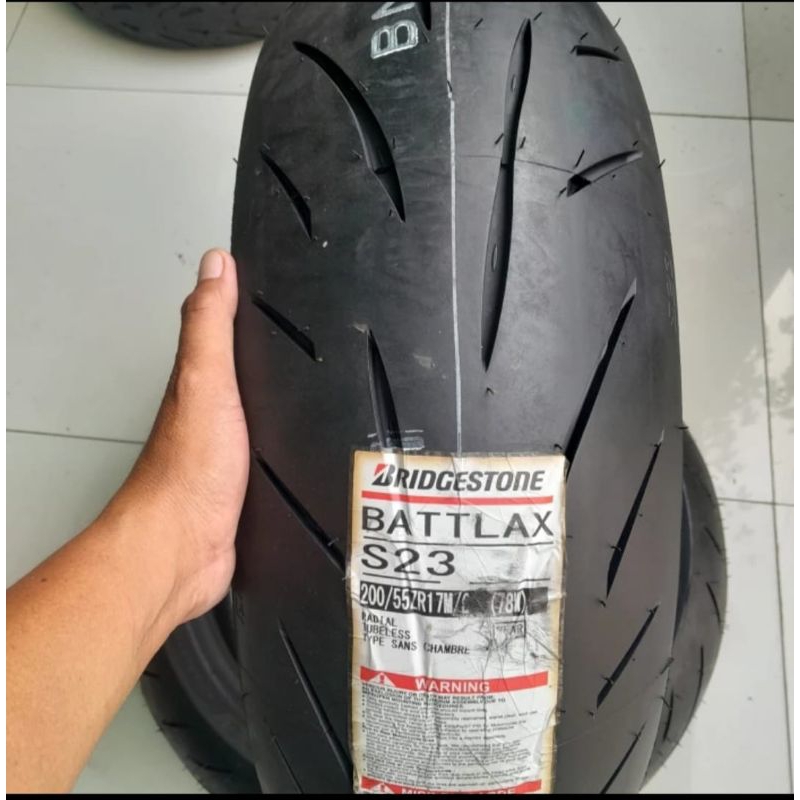 ban luqr battlax s22 ukuran 200/55-17 ban tubeless