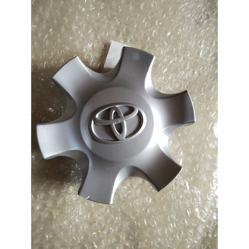 dop velg dop roda toyota fortuner hilux 2012-2015 original