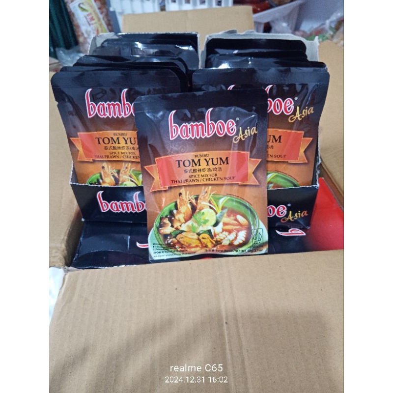 

Bamboe bumbu tomyam