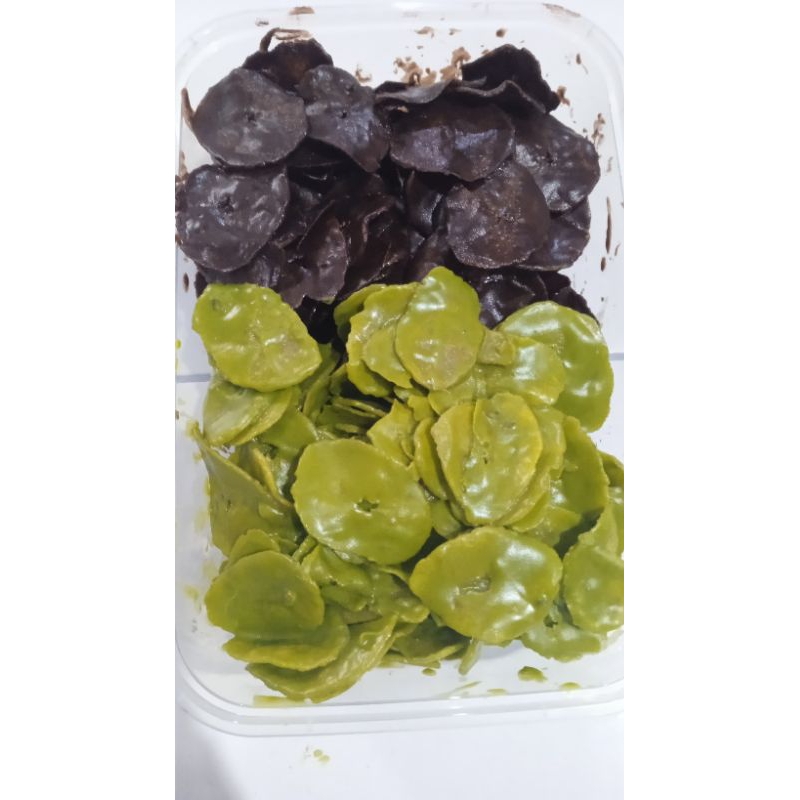 

kripik rasa mix coklat matcha