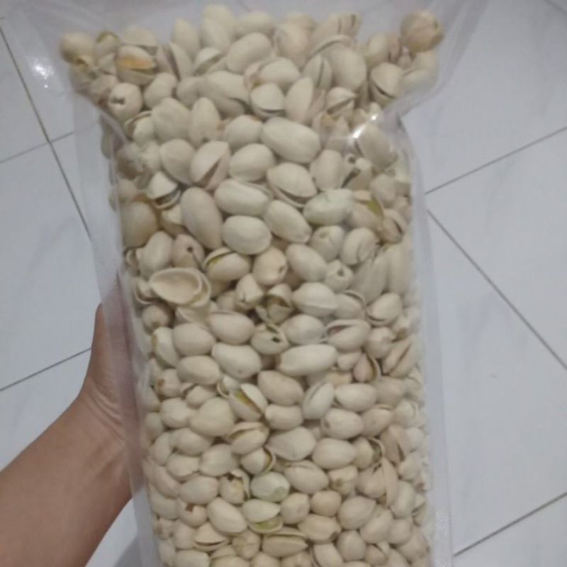 

Kacang Pistachio / kacang fustuk 1 kg