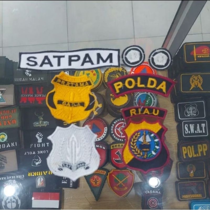 LAMBANG BAJU PDL PDH SATPAM LENGKAP