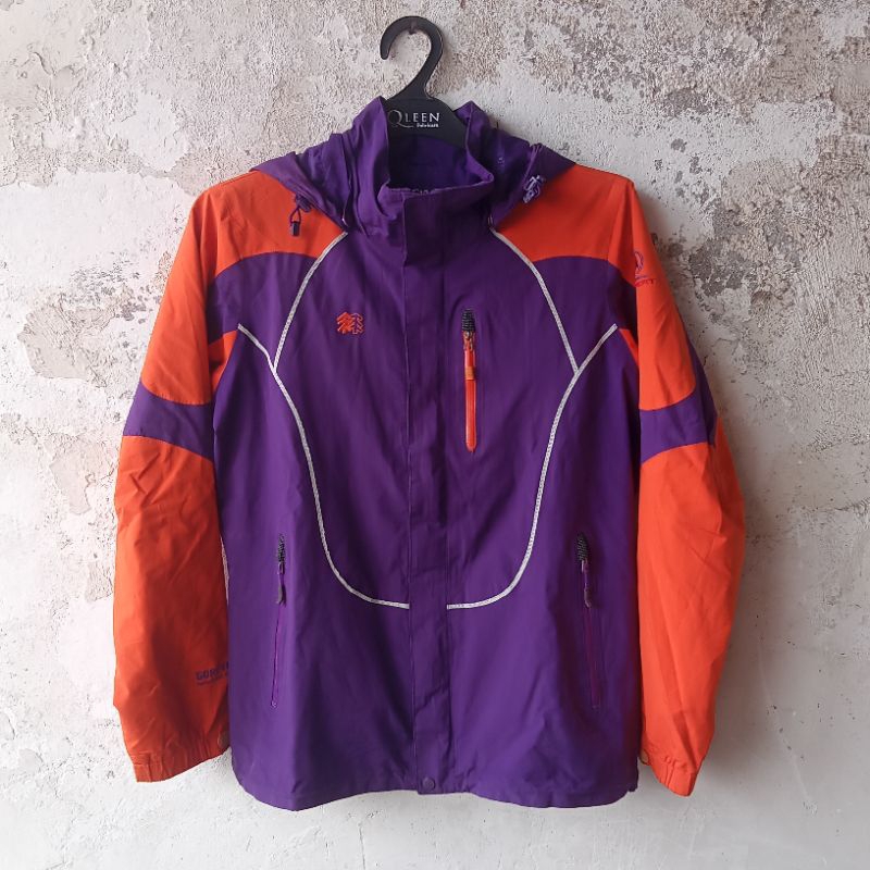 KOLON SPORT GORETEX PERFORMANCE SHELL GORPCORE JAKET OUTDOOR GUNUNG PEREMPUAN SECOND ORIGINAL