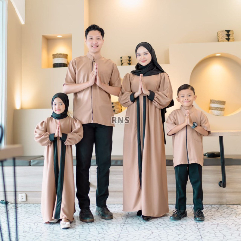COUPLE KELUARGA MUSLIM WEAR SET HIJAB TERBARU 2025/ COUPLE FAMILY MUSLIM WEAR FREE HIJAB TERBARU / B