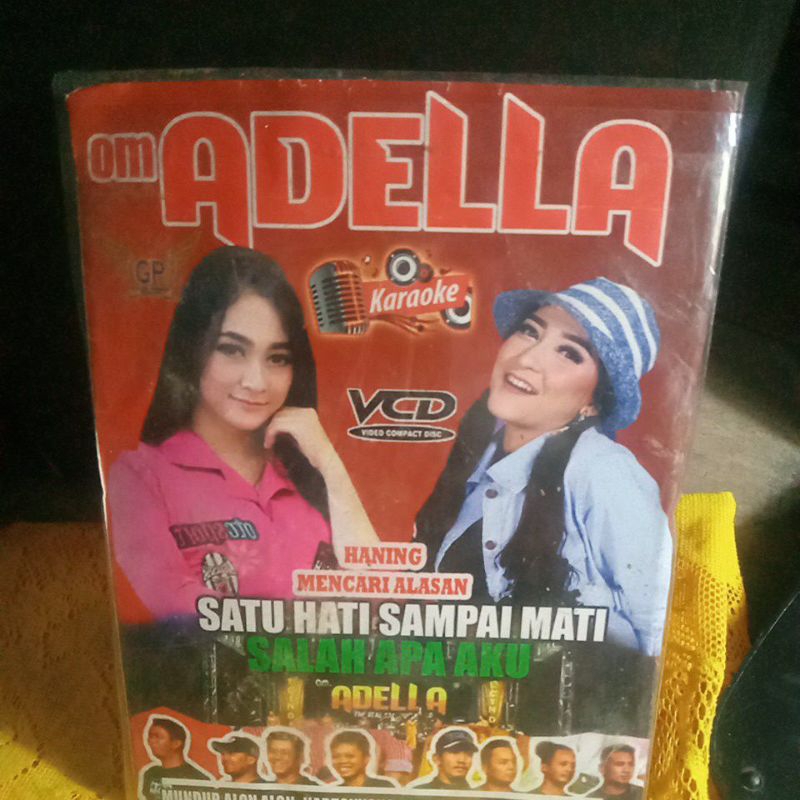 VCD OM. ADELLA THE REAL DANGDUT KOPLO DD0051
