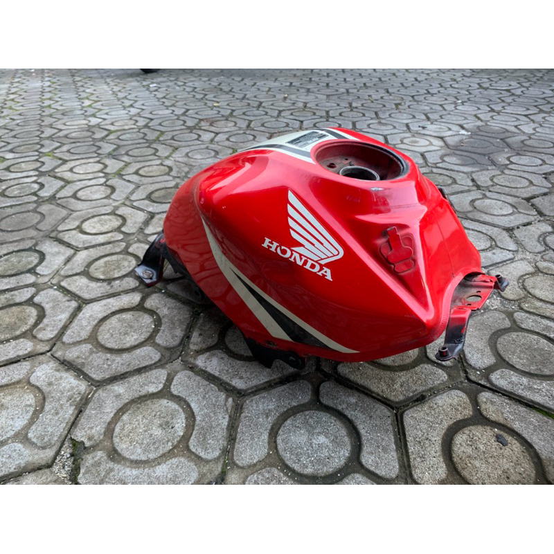 Tanki Cbr 150r K45