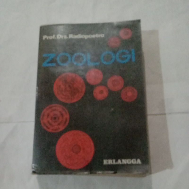 Zoologi by Prof.Drs.Radiopoetro (ORI)