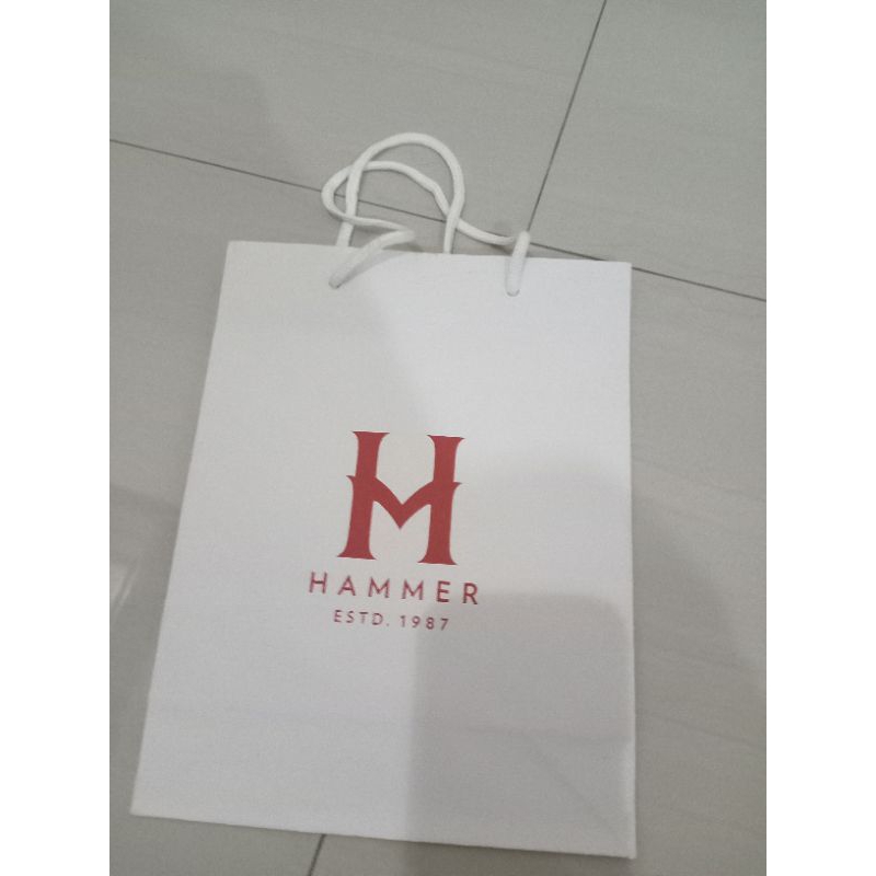 

Hammer Tas Serbaguna Putih