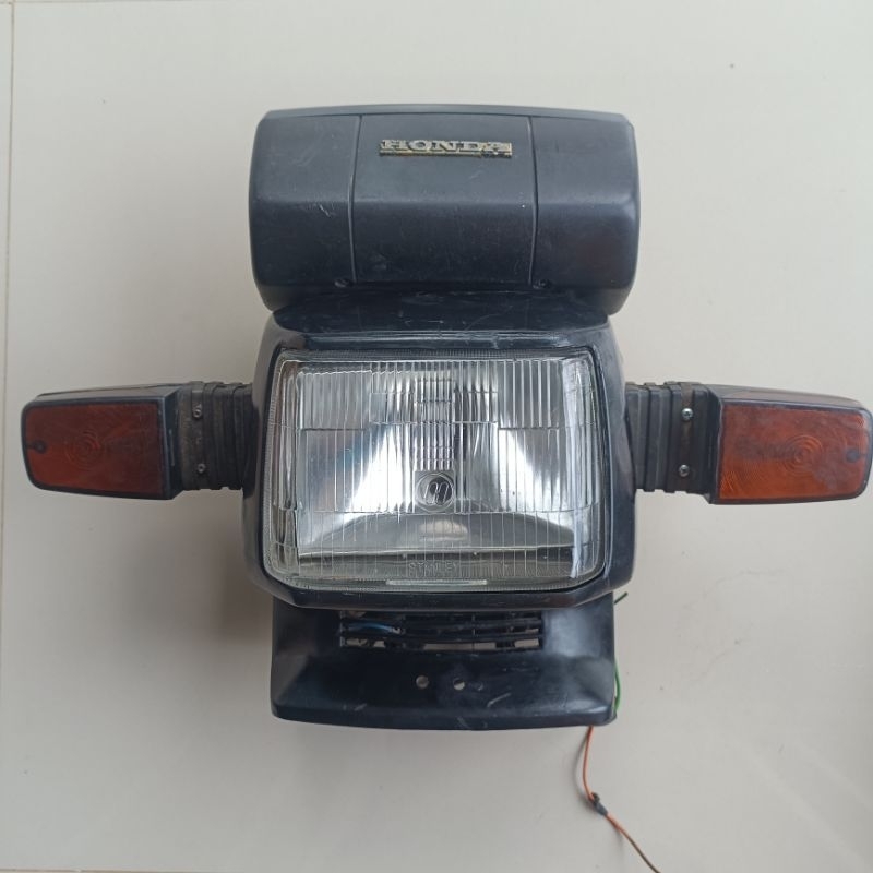 Batok Set Depan Batok Kepala Lampu Depan Full Set Honda GL Pro GL Series Original STANLEY