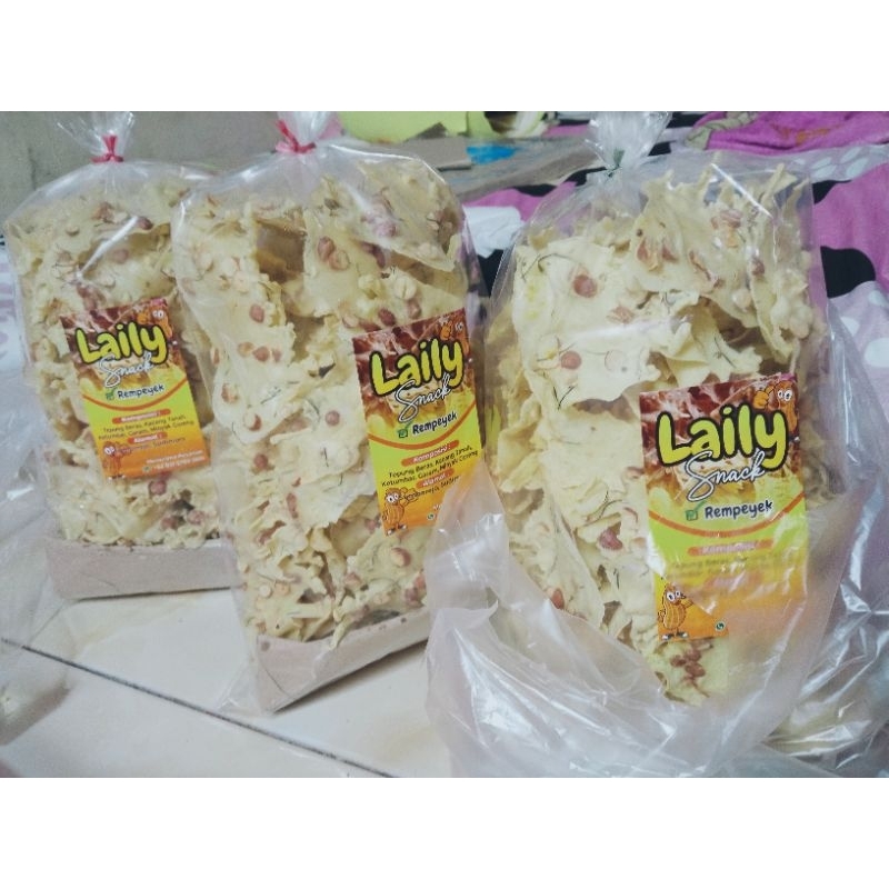 

Lailly Snack Rempeyek
