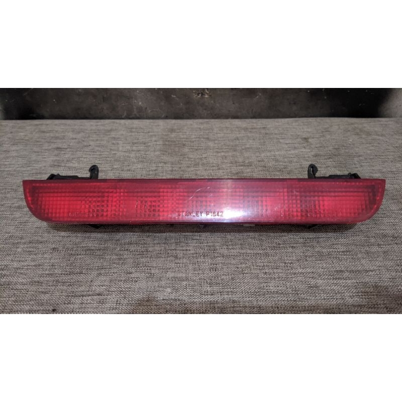 Lampu belakang spoiler Nissan Xtrail T30 T31 ORIGINAL