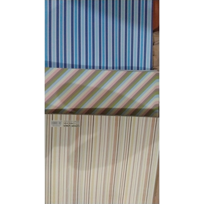 

Kertas kado salur sansan wawa