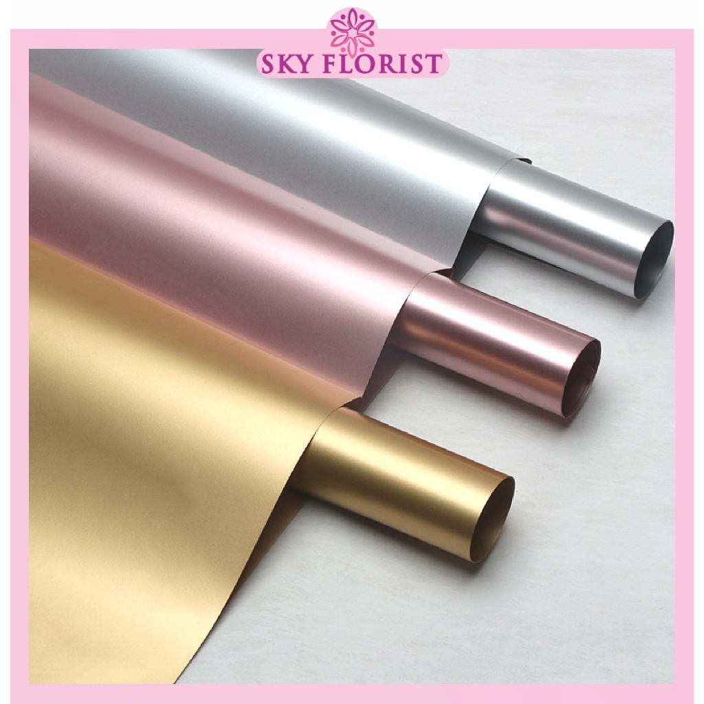 

20 Lembar Kertas Buket Bunga Kado Metalik Metal Colored Film Flower Wrapping Paper KB6103