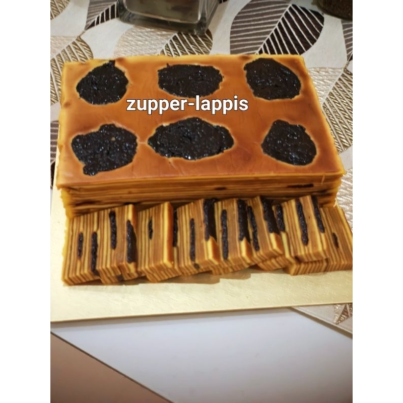 

Kue Lapis Legit Prune Super