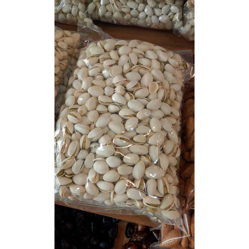 

Pistachio Asli dari Mekkah