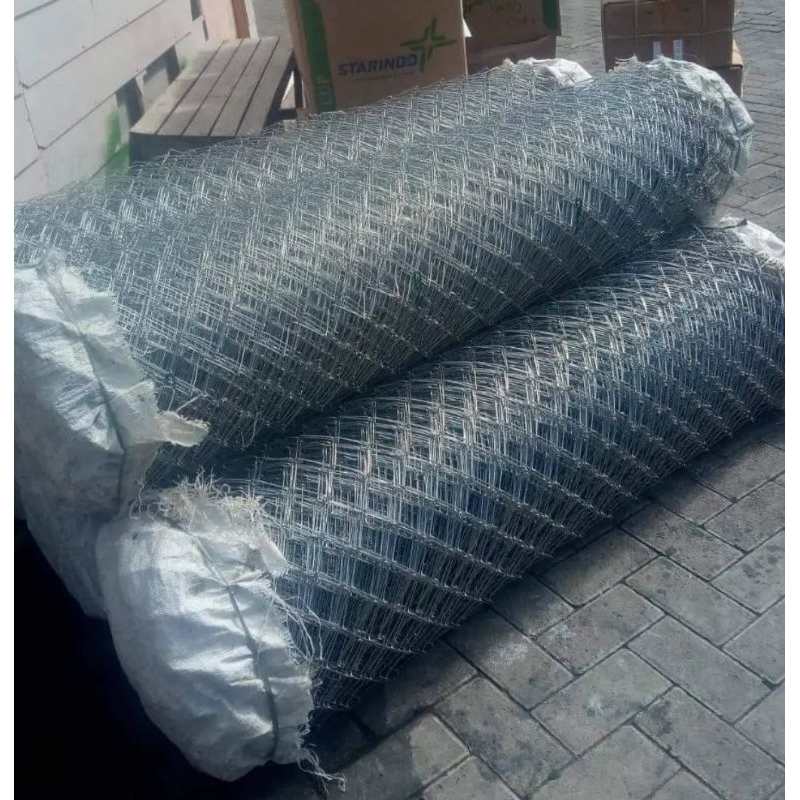 kawat harmonika tebal 2mm , tinggi 1,2 m panjang 25 m, lubang 5 cm